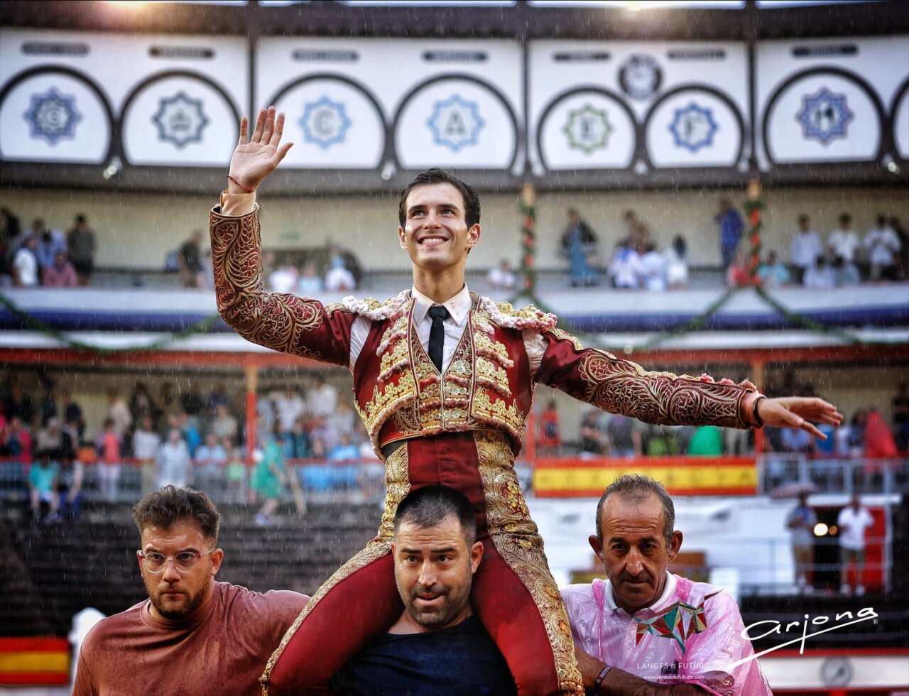 Importante Samuel Navalón, a hombros en heroica tarde de Marco Pérez