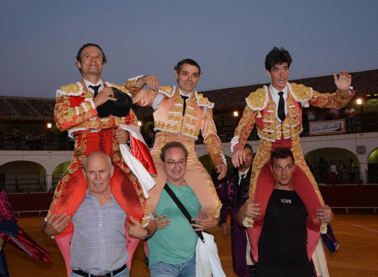 Oficio de Ferrera, voluntad de Sánchez Vara y temple de Esaú Fernández en Almadén