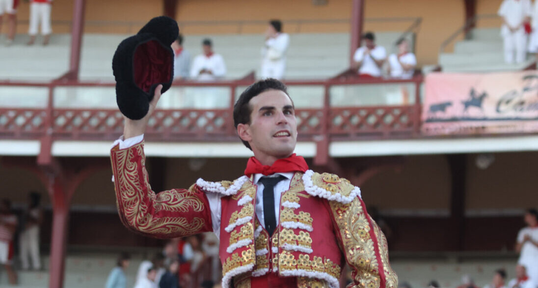 Fernando Adrián, suma y sigue en Bayona