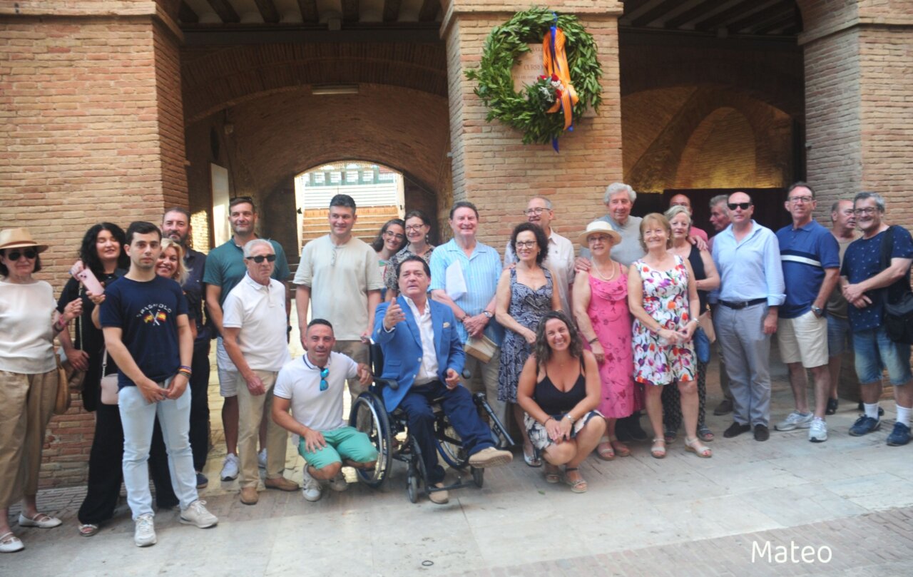 Emotivo acto en homenaje a Curro Valencia