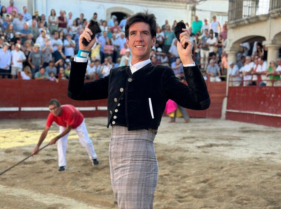 Triunfal festival en Villavieja de Yeltes; Galán y Ventura, oreja en Cuenca que se suspendió al tercero