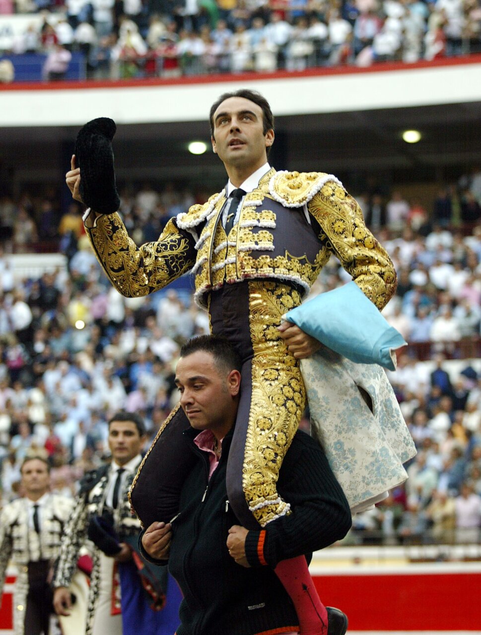 En 2008 alcanza su cuarta puerta grande al cuajar a Histrión. de El Ventorrillo, con una gran actuación.