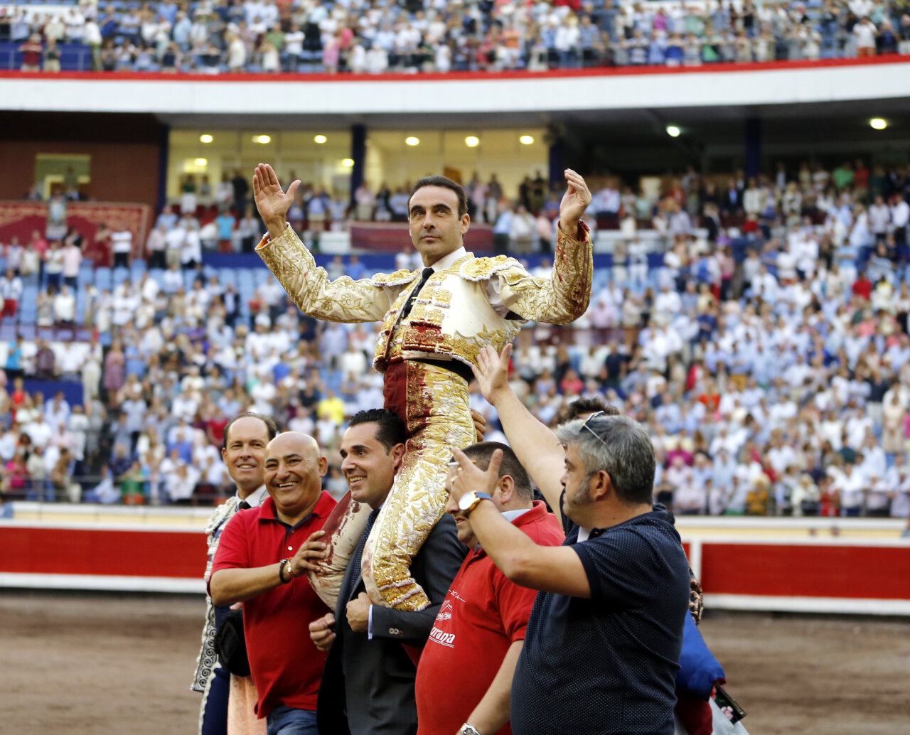 Su última salida en hombros en 2017