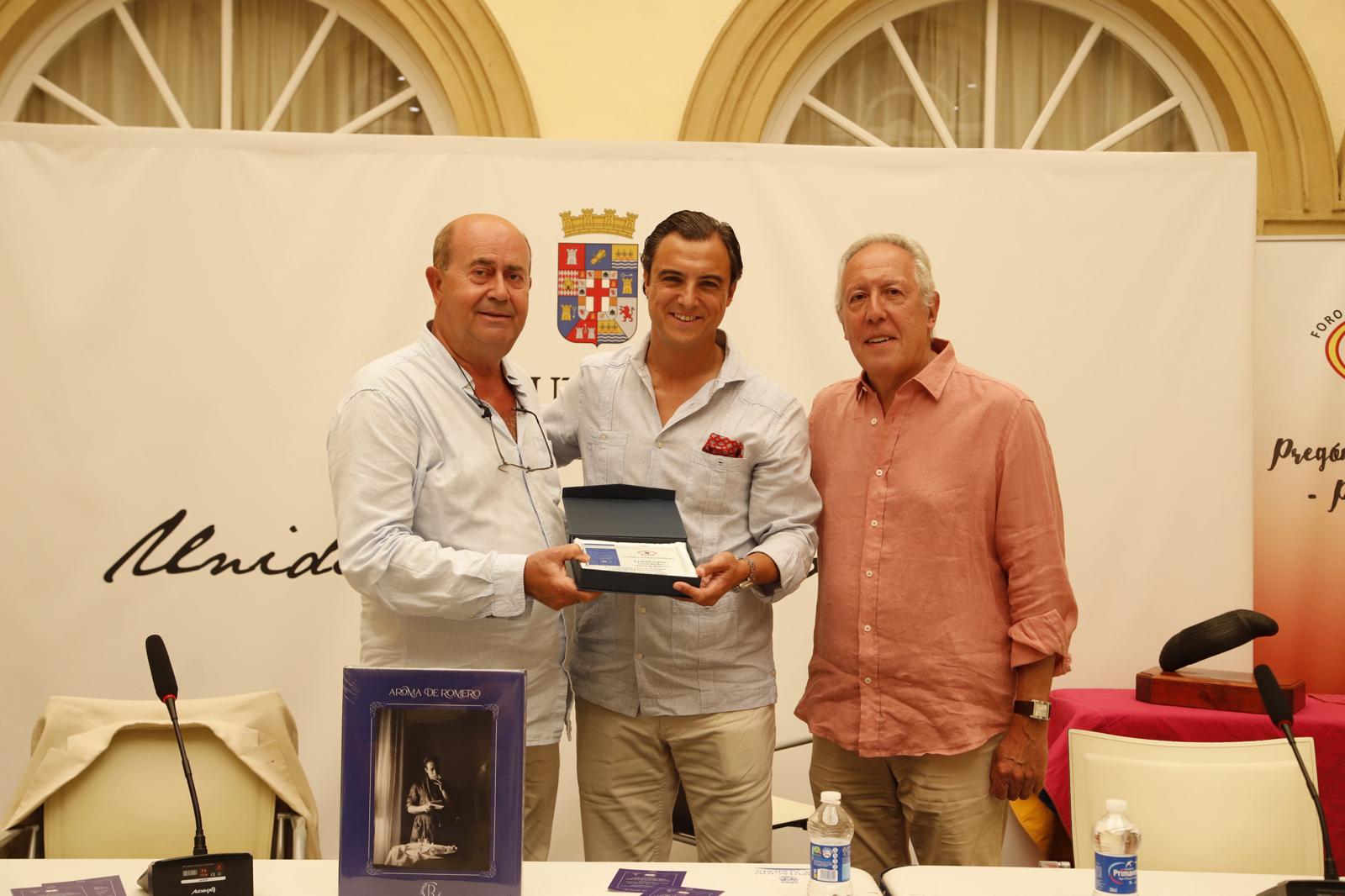 Joaquín Arjona presenta Aromas de Romero en Almería