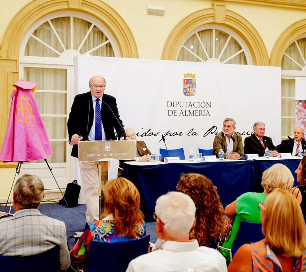 Pascual González Masegosa pronunció el pregón taurino en Almería