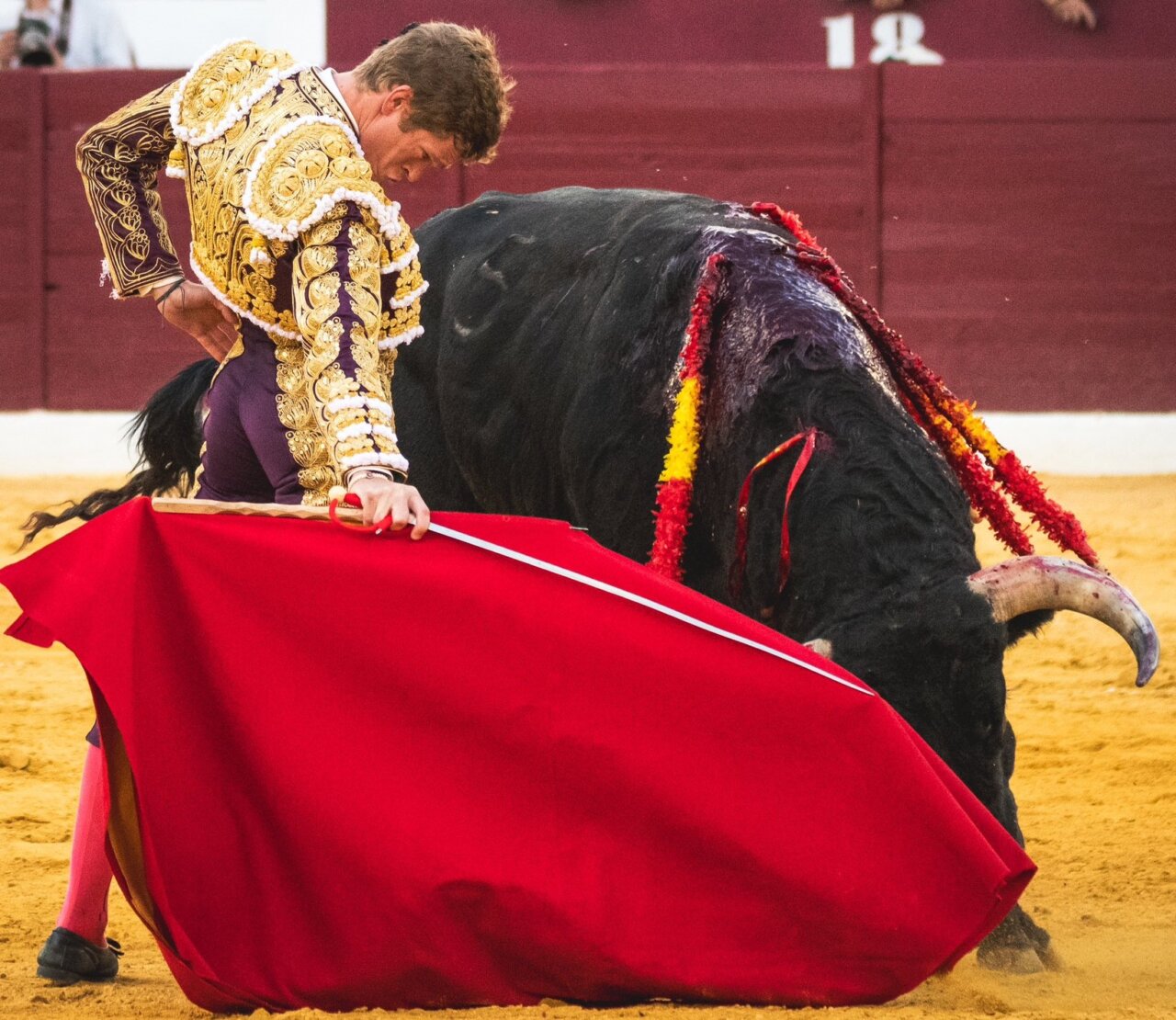 Tres orejas Borja Jiménez, que sigue su racha en Tarazona