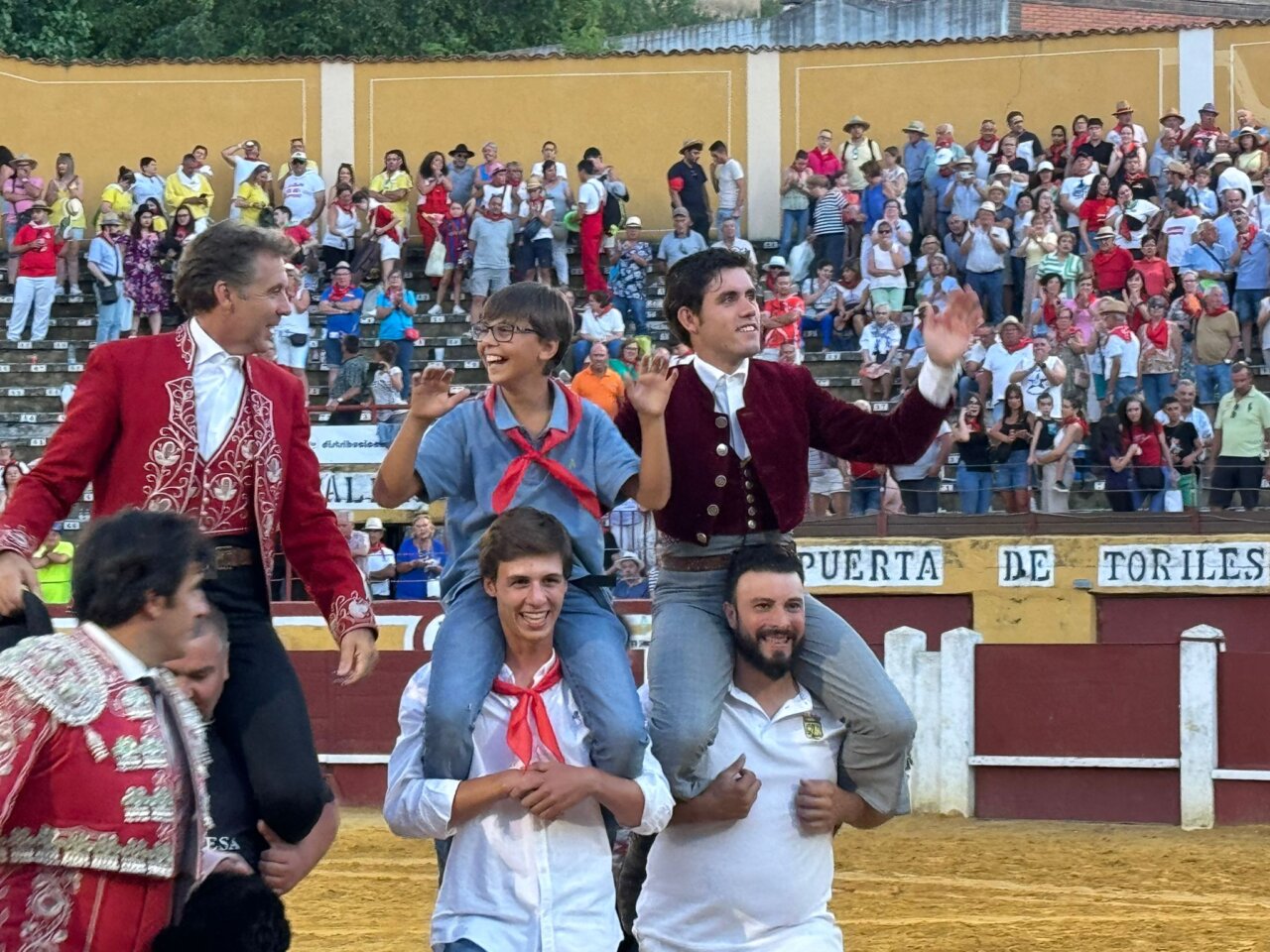 Guillermo Hermoso revoluciona Cuéllar en la emotiva despedida de Pablo