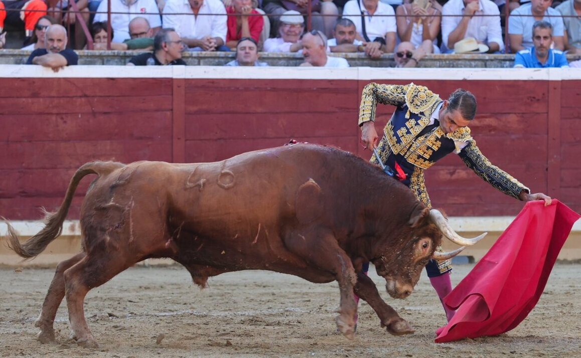 Tafalla se vuelca con la gesta de Sánchez Vara