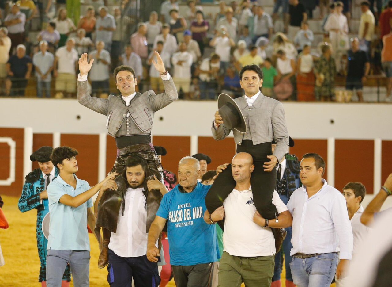 Cartagena y Ventura, a hombros en Antequera; Sergio Galán, cuatro orejas y rabo en Maranchón