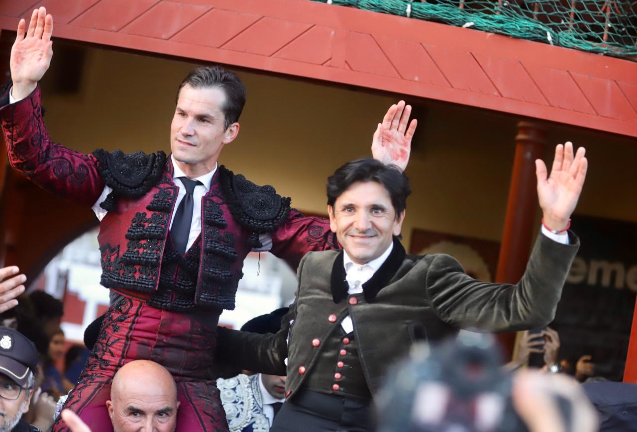 Diego Ventura y Daniel Luque, primeros triunfadores de Gijón