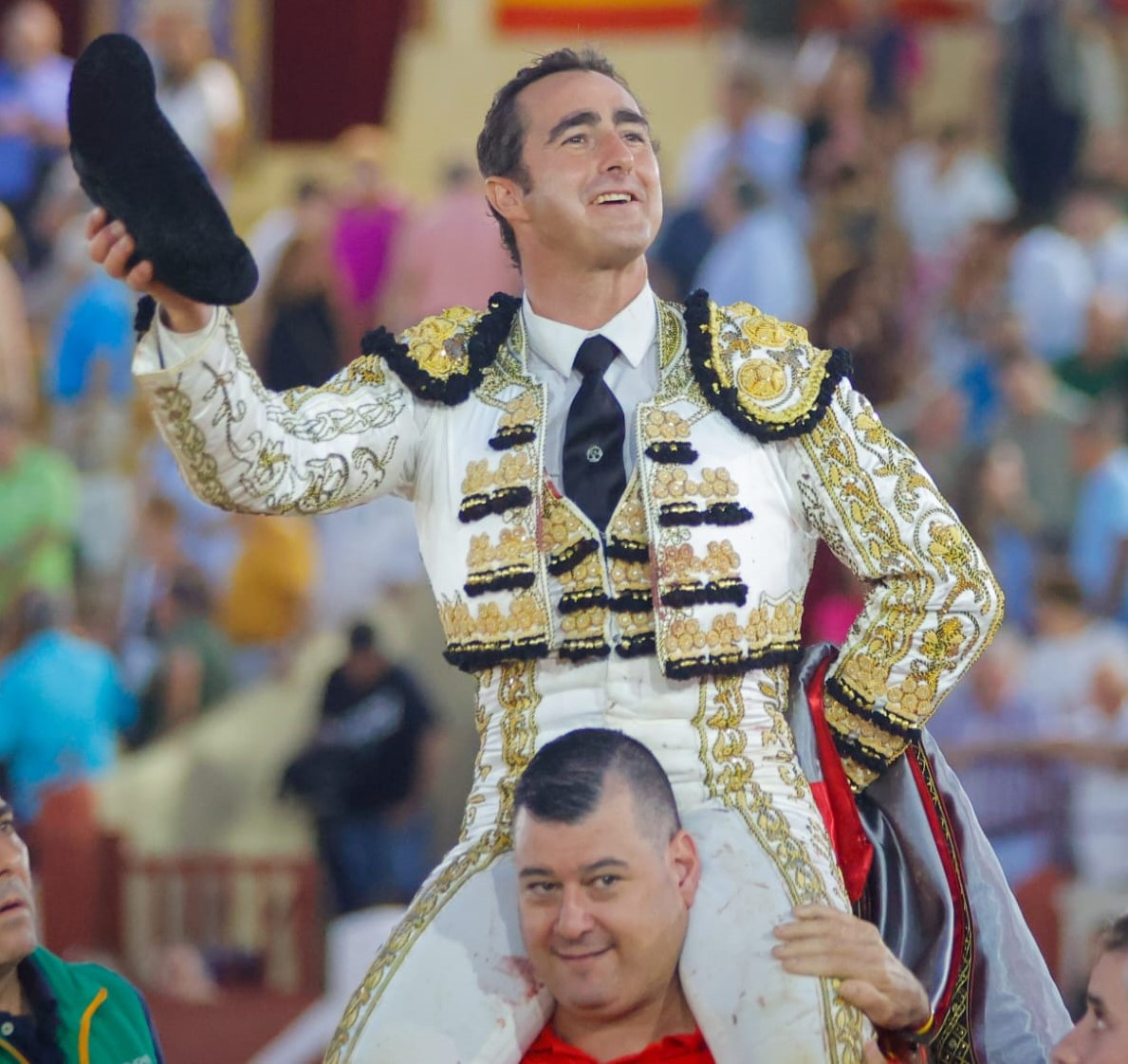 El Fandi y La Palmosilla, tándem triunfal en Cuenca