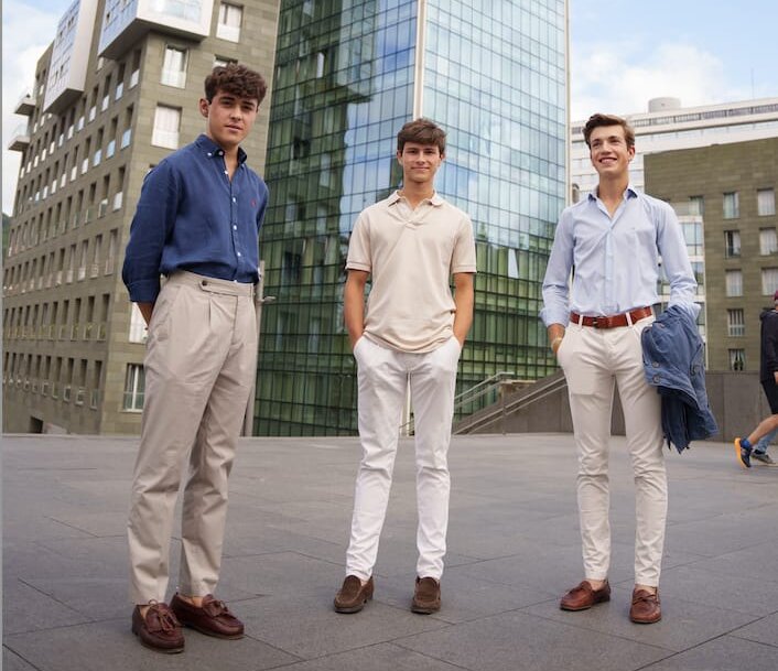 Los tres novilleros de Bilbao irán andando hasta Vista Alegre