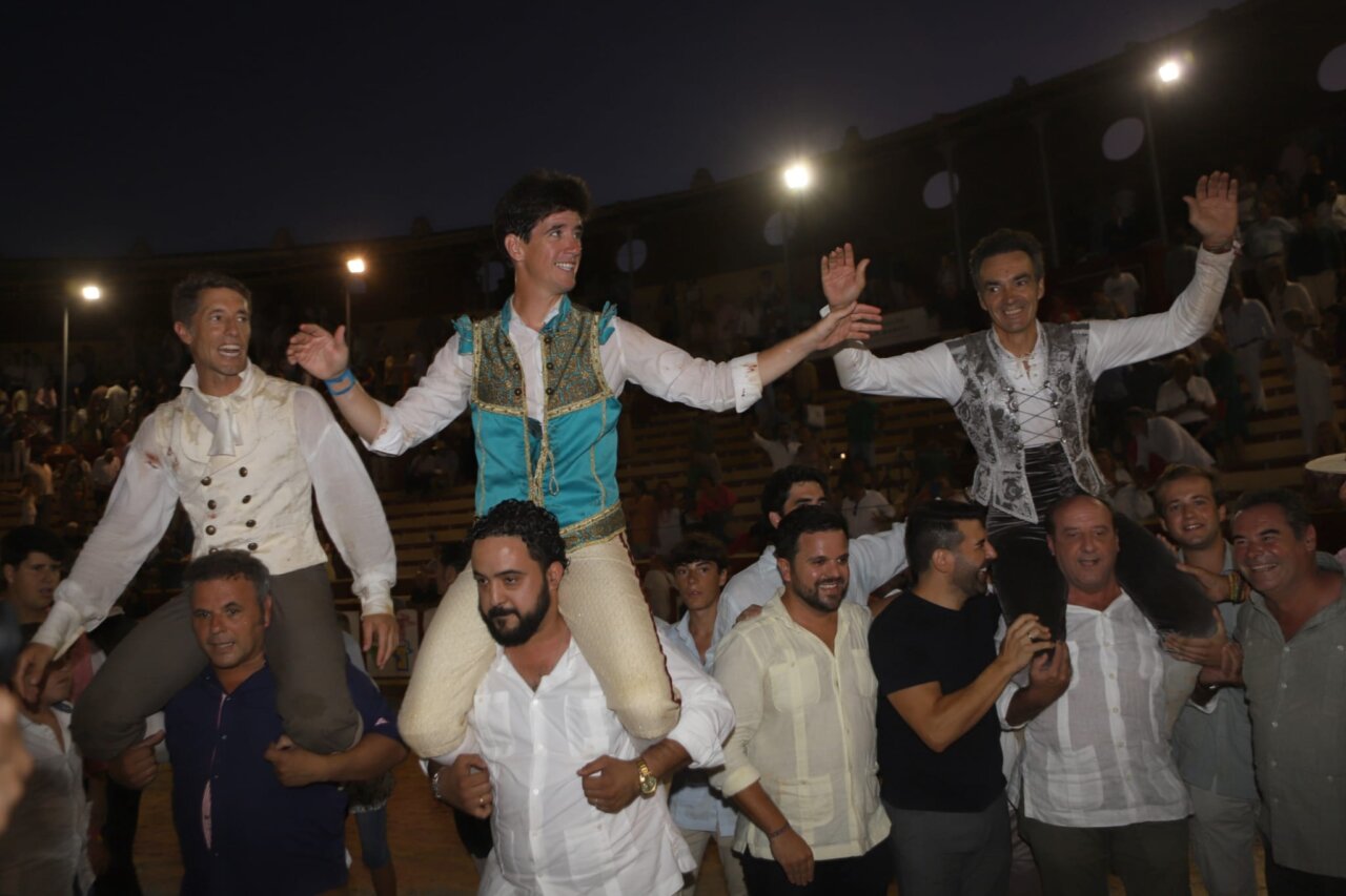 Intensa miurada con El Cid, Escribano y Esaú, a hombros en Sanlúcar