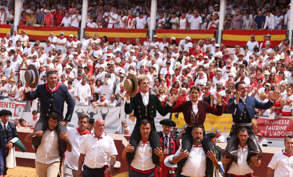 Andy, Lea y Duarte Fernandes, una mañana de alta escuela a caballo en Dax