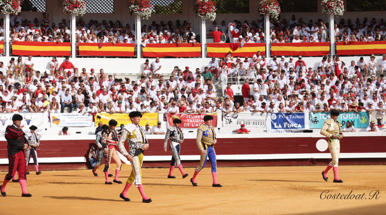 Dax cierra un duelo de triunfadores para su feria Toros y Salsa