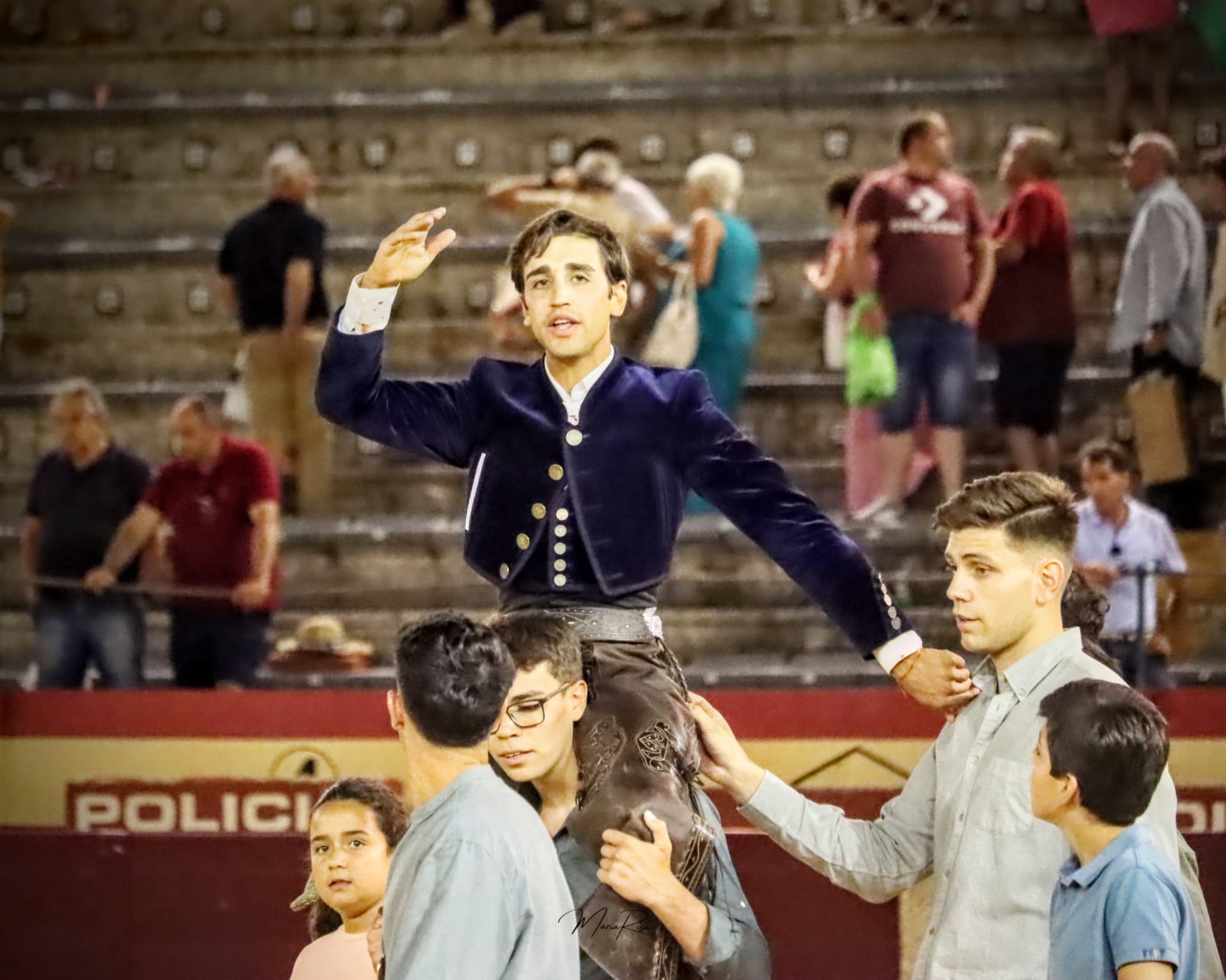 Adrián Venegas hace pleno en Almendralejo