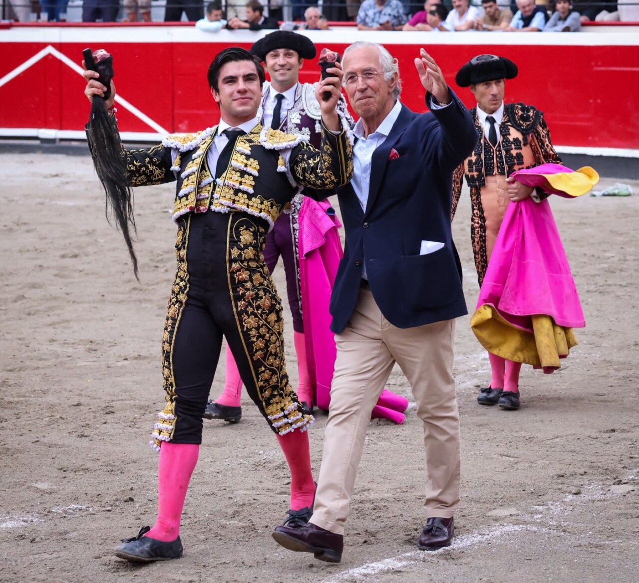 Un explosivo Colombo indulta al bravo Almirante de Murteira Grave en Azpeitia