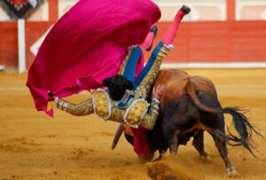 Perera, otra fea voltereta en su reaparición en Cuenca I JULIO CÉSAR SÁNCHEZ