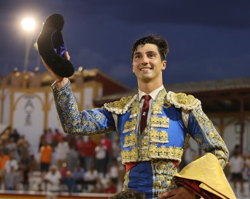 Jairo Miguel, puerta grande en Añover de Tajo