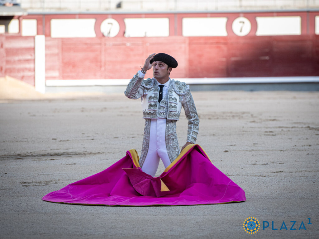 Niño de las Monjas, curtido en la sierra. Aplausos