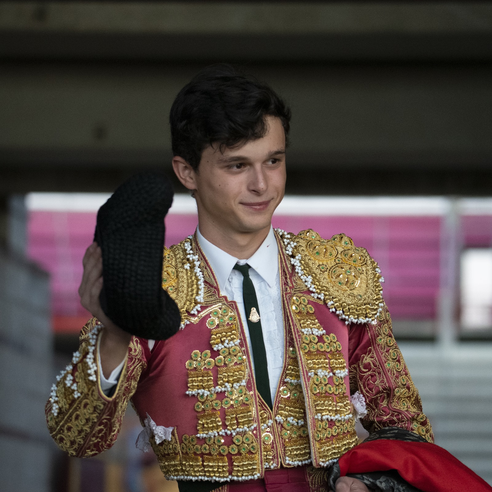 Daniel Medina, en hombros en Laguna de Duero; éxitos de Campos, Cerrato, Herrero, David López, Cid de María...