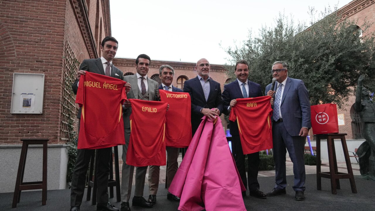 Luis de la Fuente: "Nunca puede suponer un problema defender que a uno le gustan los toros"