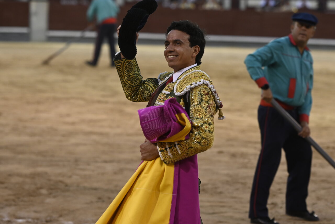 Debacle ganadera en Las Ventas: diez toros de cinco hierros