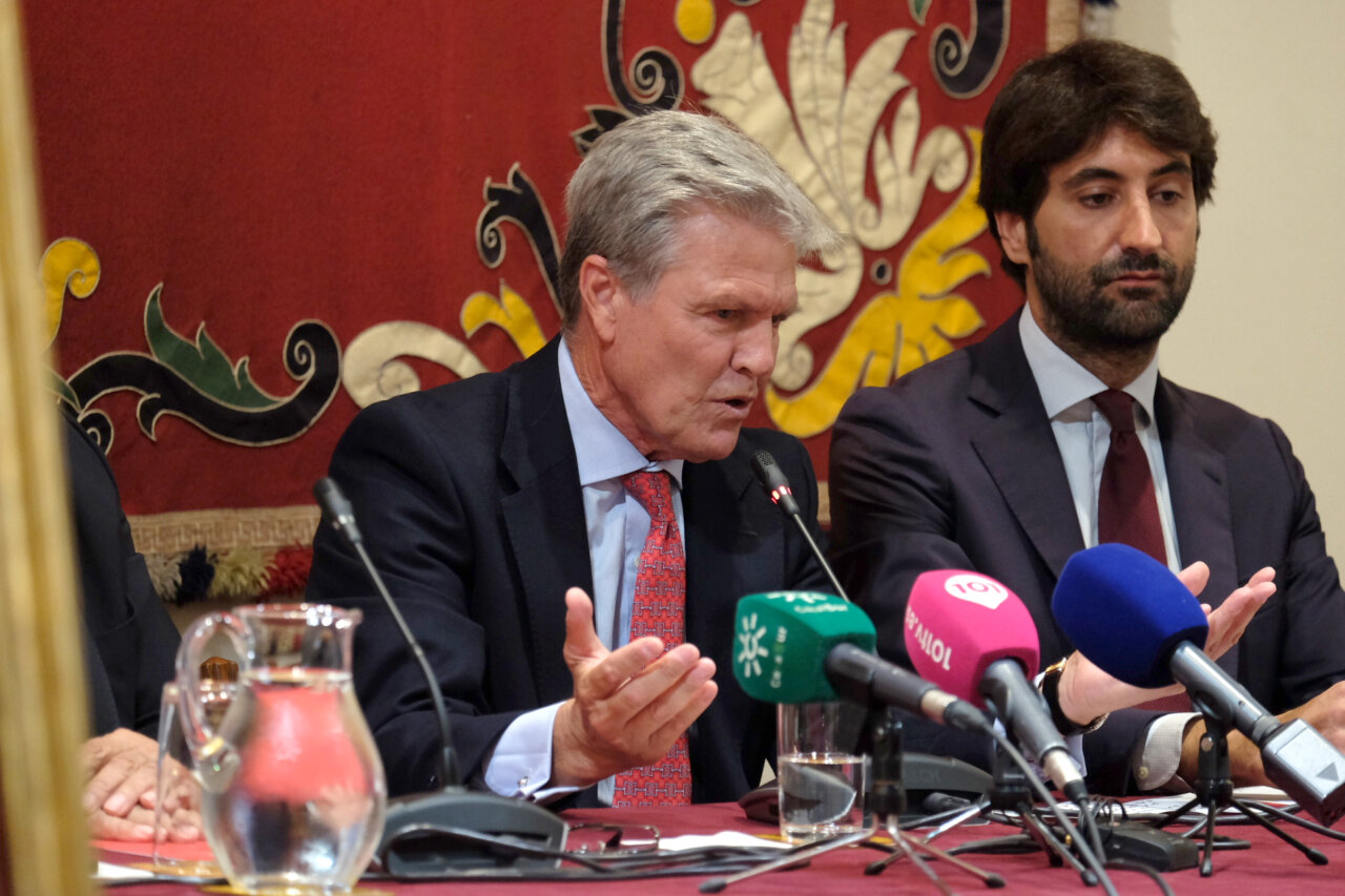 Espartaco: "Me hubiera gustado estar en el festival de Sevilla pero un problema físico me lo impide"