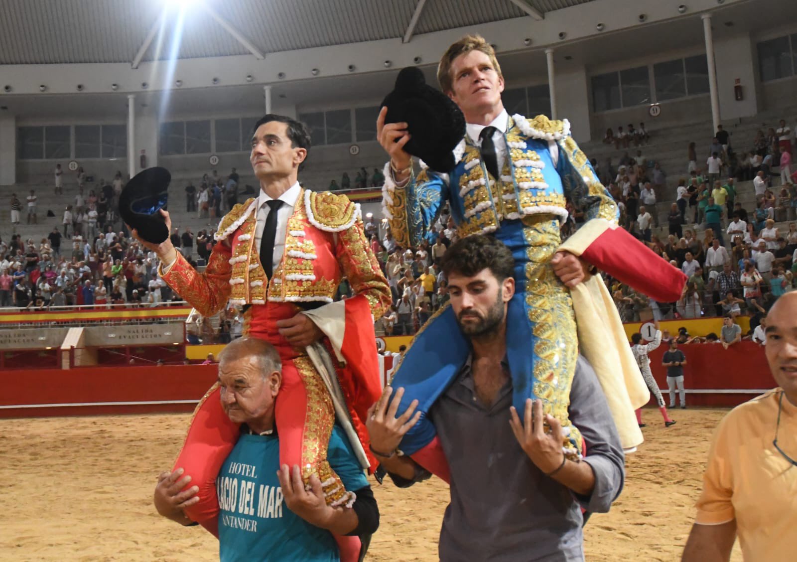 Castella, Ureña y Borja Jiménez, gran tarde en Navalcarnero