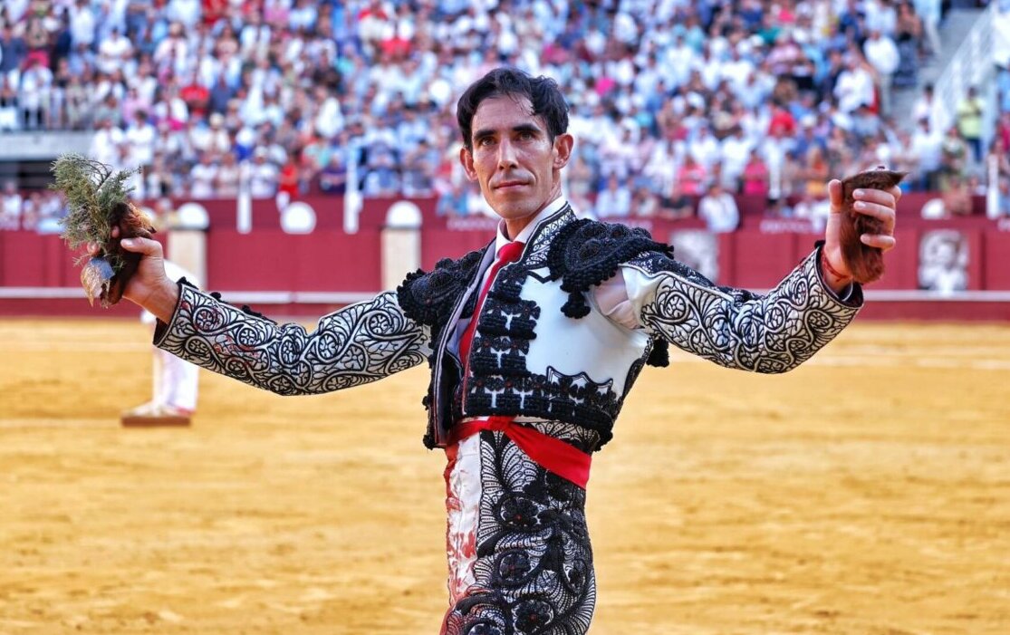 Fortes: "Sé que puedo estar al nivel de una figura del toreo"