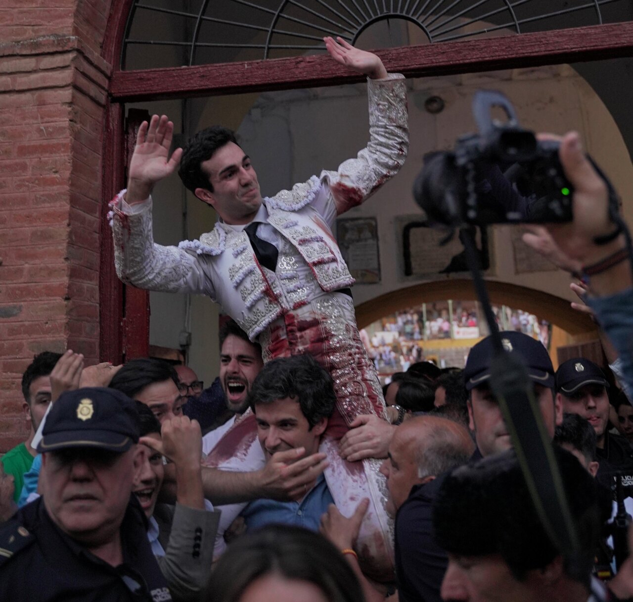 Gran tarde de Tomás Rufo en solitario en Talavera, con un magnífico nivel ganadero