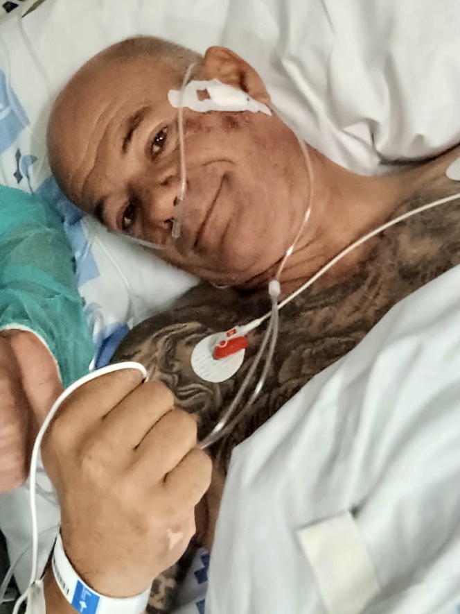 El banderillero Víctor Pérez pasa a planta tras la grave cornada de Valencia de Don Juan