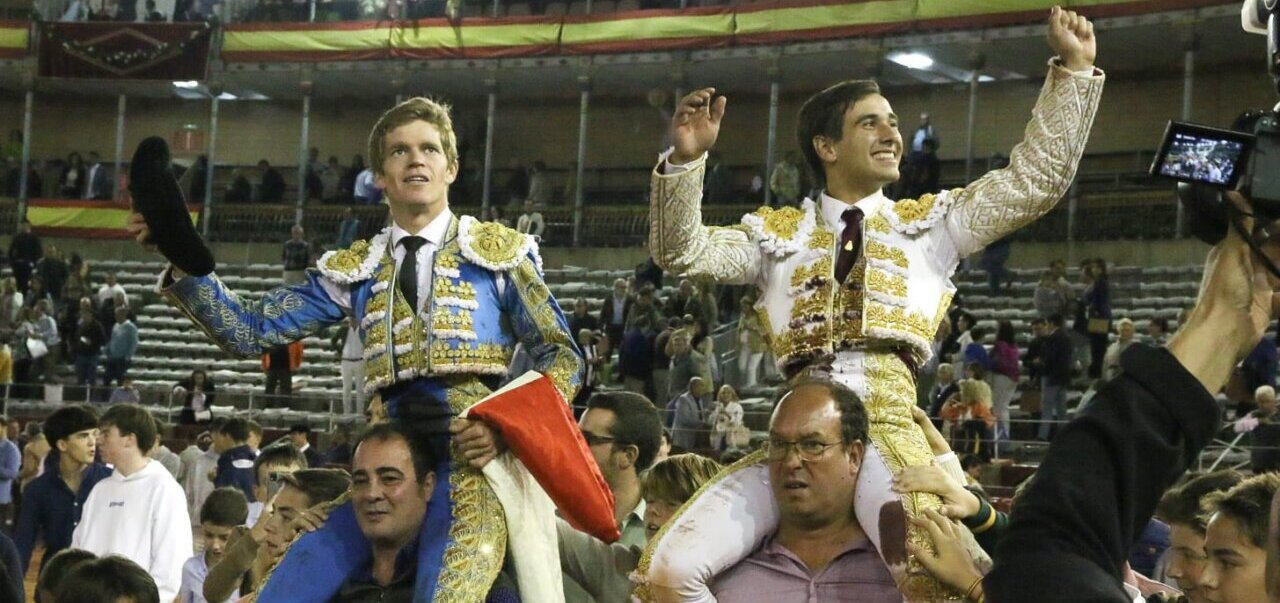 Puerta grande para Borja Jiménez e Ismael Martín en el cierre de feria en Salamanca