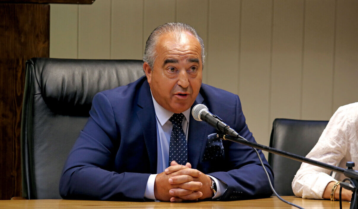 Jesús Hijosa, alcalde de Villaseca de la Sagra y alma mater del Alfarero de Oro.