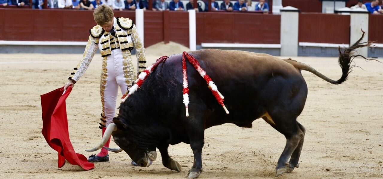 Borja Jiménez, entre la espada y la pared de Madrid