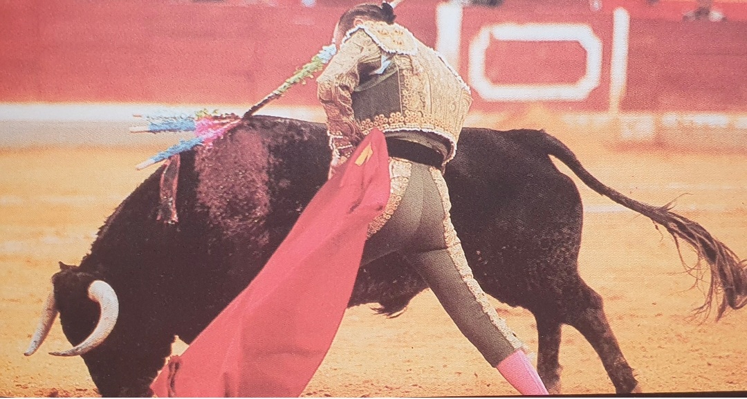 El maestro Antoñete hace el toreo eterno en Jaén