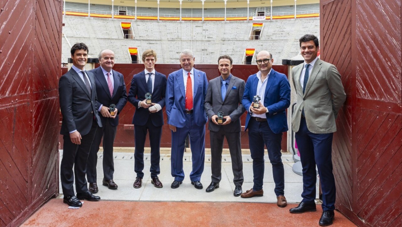 Borja Jiménez y Santiago Domecq recogen los Premios Taurinos Telemadrid a los triunfadores de San Isidro