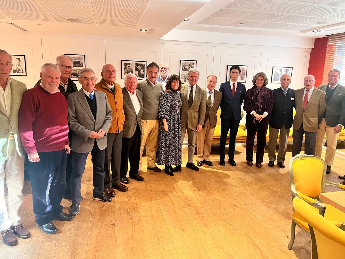El Mene visita la Tertulia Espartaco del Hotel Colón de Sevilla