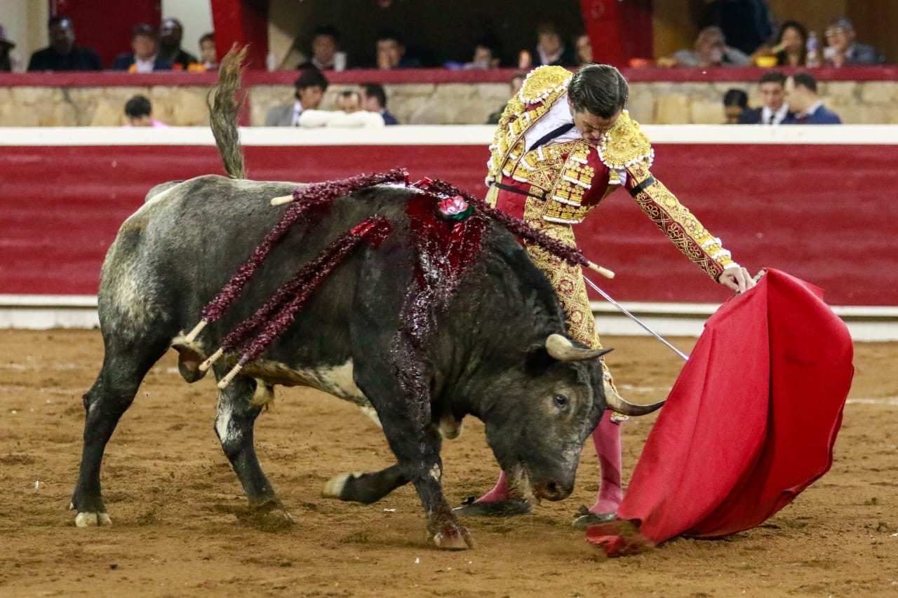 Isaac Fonseca se lleva el gato al agua en Morelia