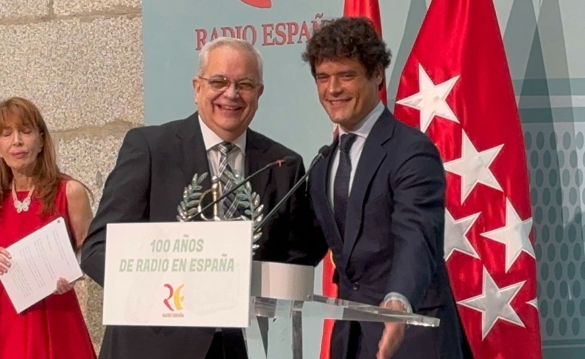 Victorino Martín y Miguel Ángel Moncholi, distinguidos por Radio España