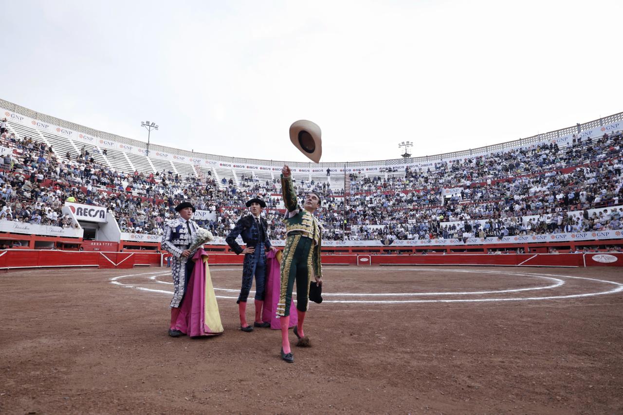 Roca Rey y Guillermo Hermoso de Mendoza, en el cierre de temporada en Monterrey