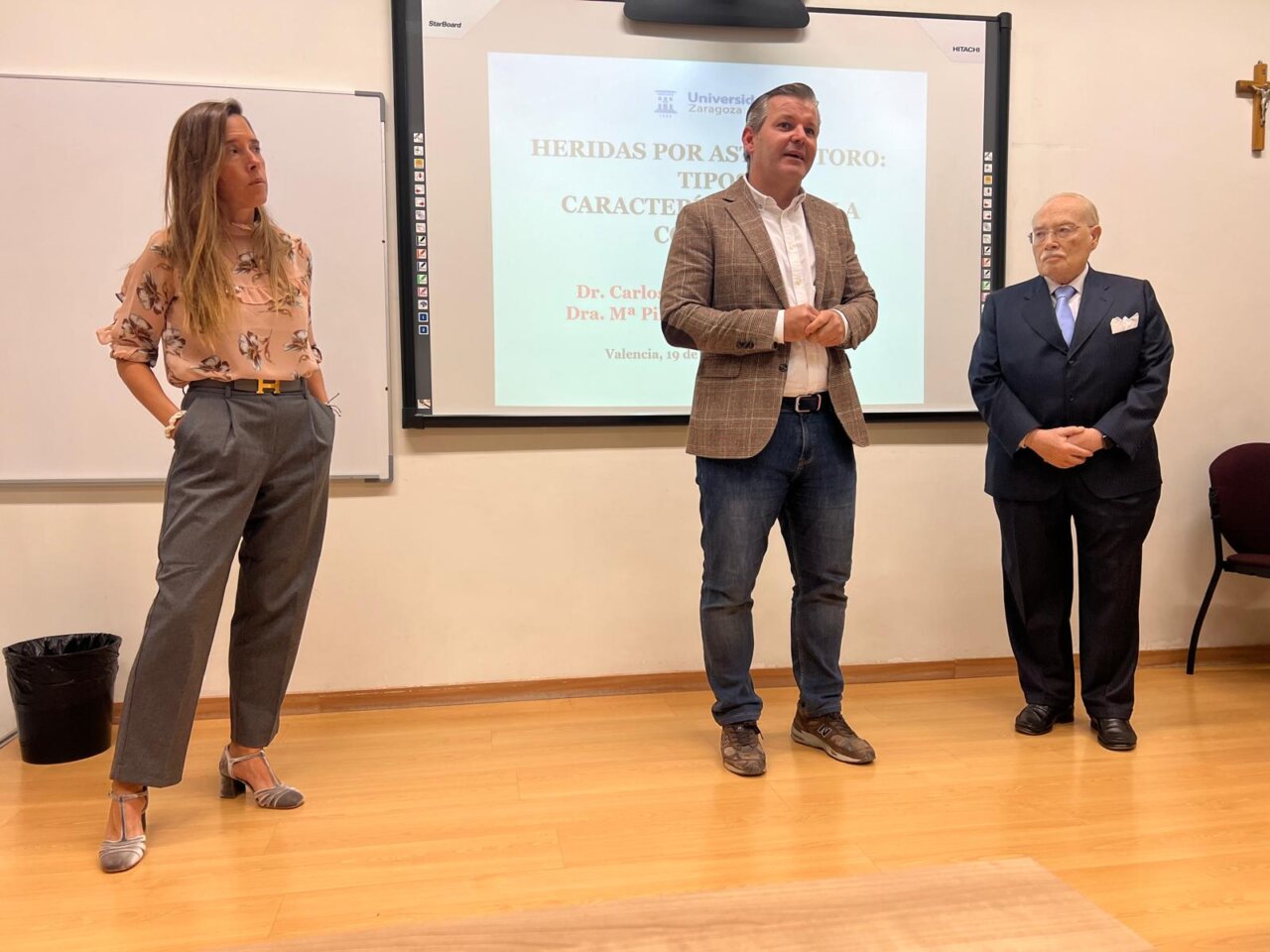 Los cirujanos Carlos y Pilar Val-Carreres, conferenciantes de lujo en la Universidad Católica de Valencia