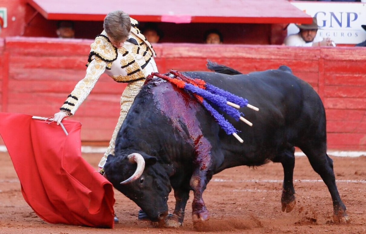 La espada emborrona una notable confirmación de Borja Jiménez en La México