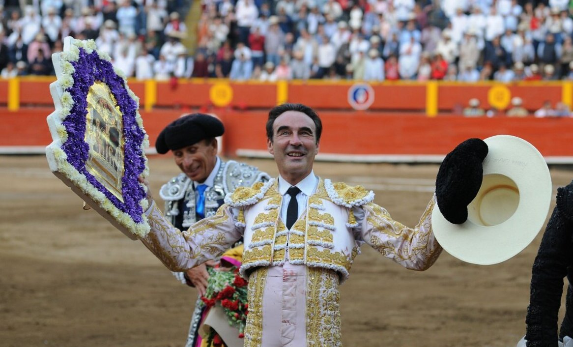 Ponce y Lima cierran su historia con una tarde triunfal