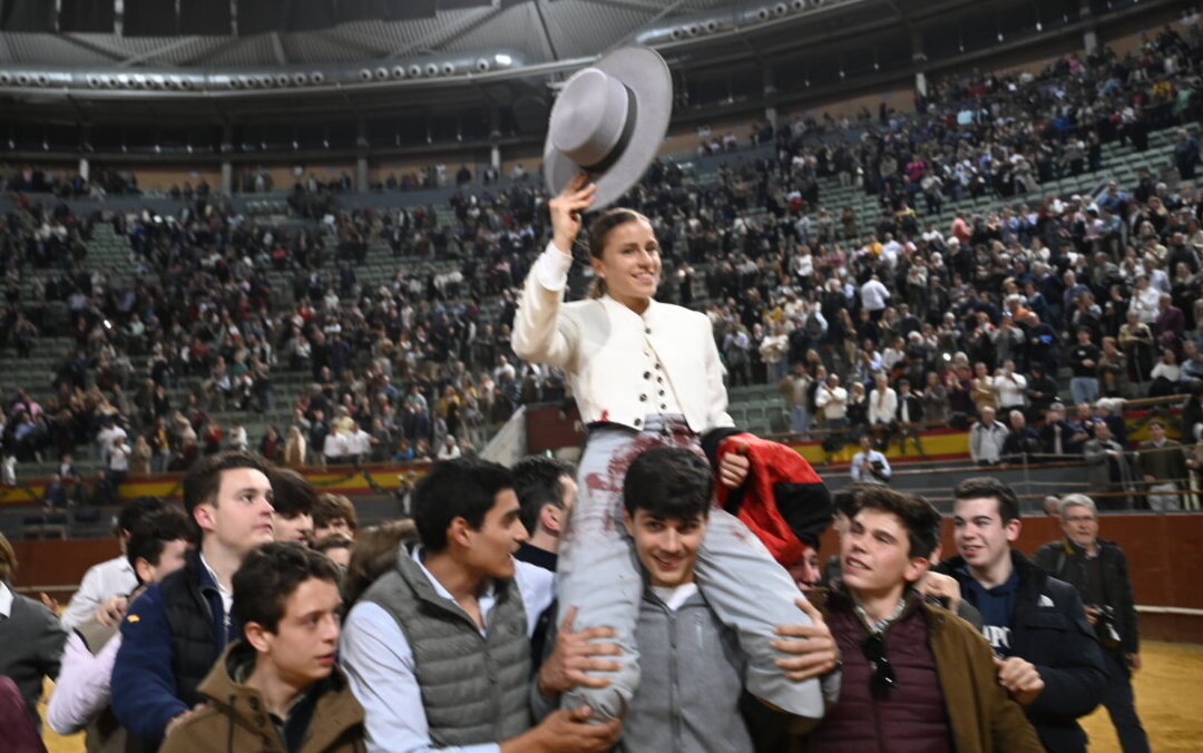 Olga Casado, protagonista en el Excelentísimo Club Taurino de Bilbao