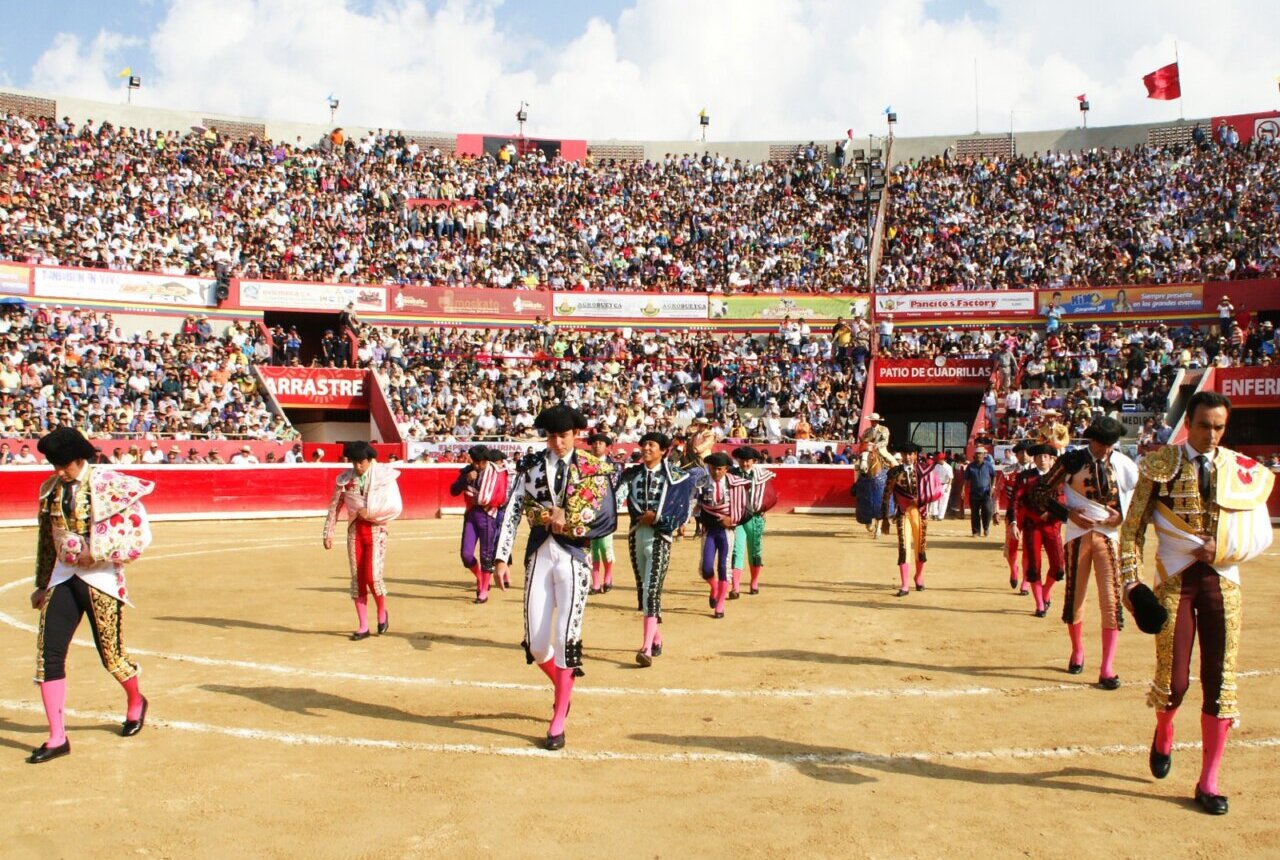 Mérida, con carteles para el Carnaval del Toro de América