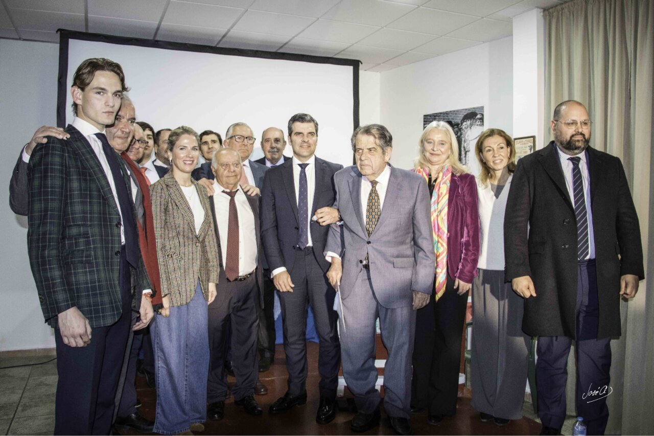 La Peña José Luis Galloso de El Puerto entrega sus premios anuales