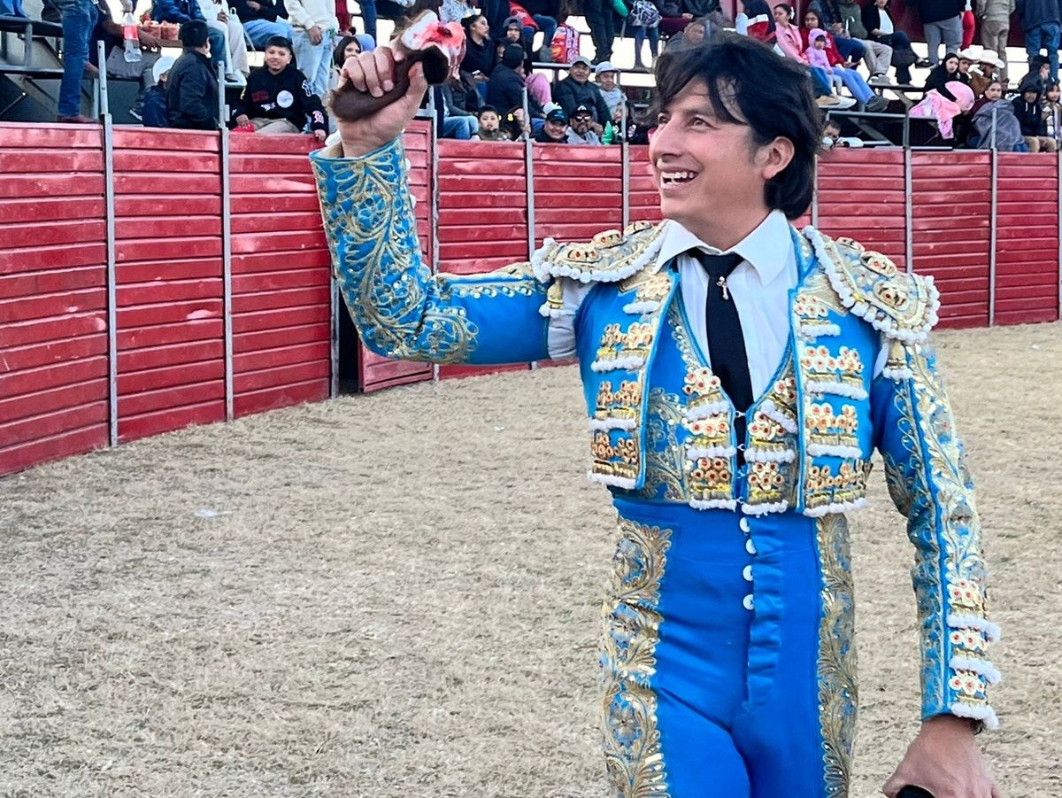 El Gaby, solitaria oreja en Hueyotlipan; Mauricio y Martínez, ovacionados en Tetepango