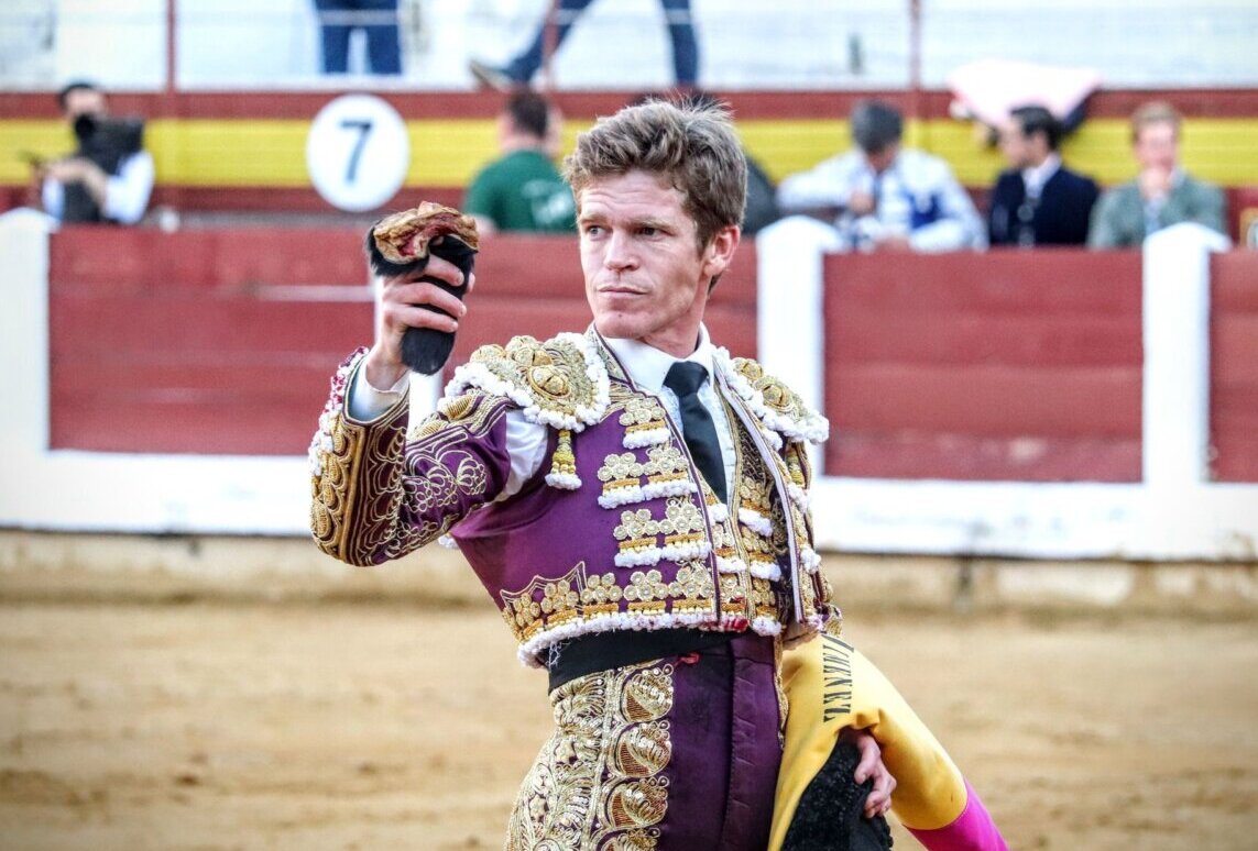 Borja Jiménez, a hombros en Plasencia