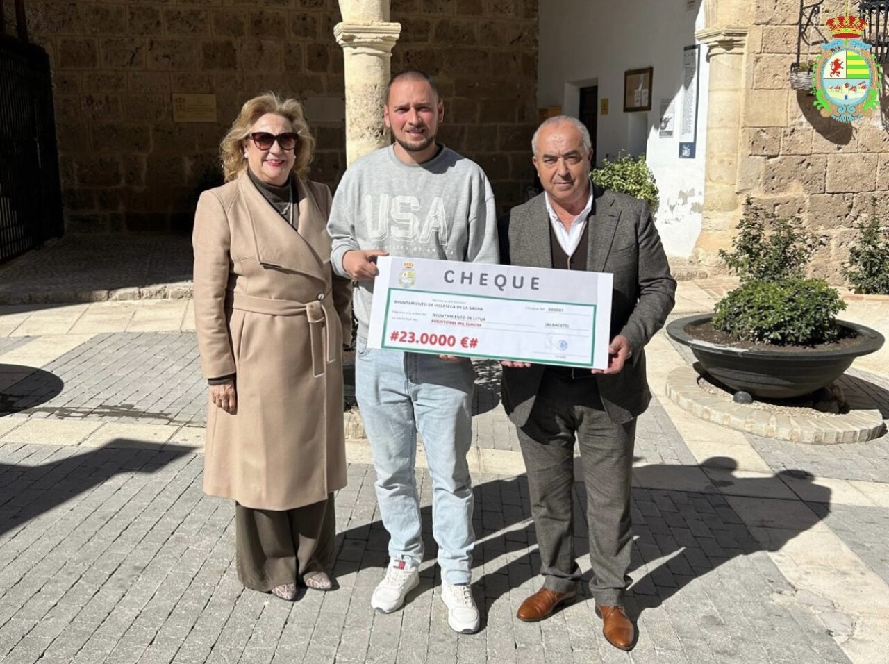 Villaseca de la Sagra entrega a Letur 23.000 euros del festival por la DANA